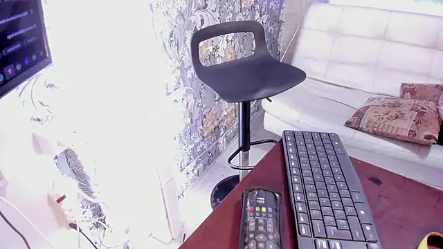  DantFox  online show from 11-21-25, 12:09