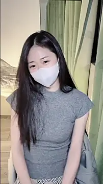 Snapshot of Ninii-b chatting on 11-03-25, 01:26 Ninii-b online show from 11-03-25, 01:26