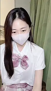 Snapshot of Ninii-b chatting on 11-08-25, 12:52 Ninii-b online show from 11-08-25, 12:52