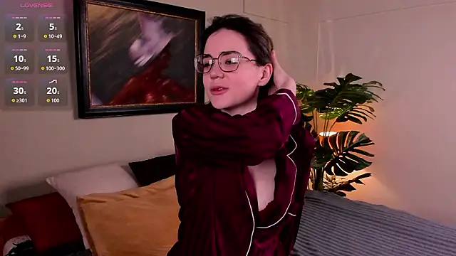 Sunny Teaze online show from 02-18-26, 07:17