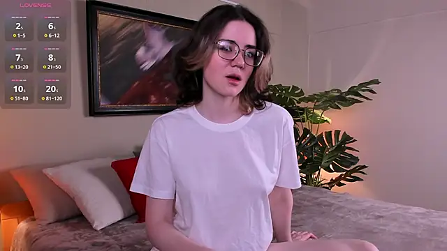 Sunny Teaze online show from 03-13-26, 07:24