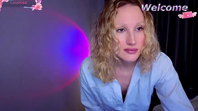 BiancaHelo online show from 11-04-25, 01:48