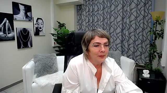 Pion 01 online show from 11-18-25, 10:18