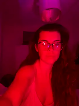 Snapshot of AlitaNova chatting on 10-05-25, 09:49 AlitaNova online show from 10-05-25, 09:49