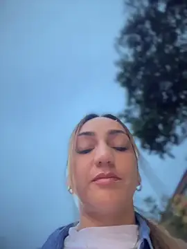 Ninabigtitied online show from 03-06-26, 11:11