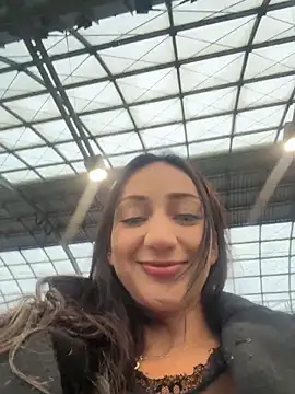 Ninabigtitied online show from 11-15-25, 07:34