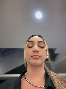 Ninabigtitied online show from 02-27-26, 11:59