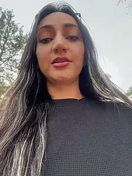 Ninabigtitied online show from 11-13-25, 12:42