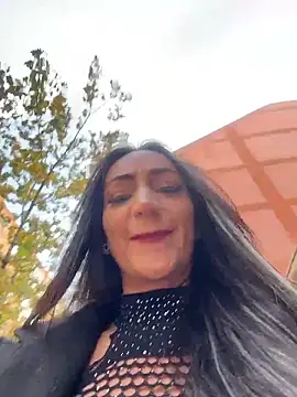 Ninabigtitied online show from 11-04-25, 02:10