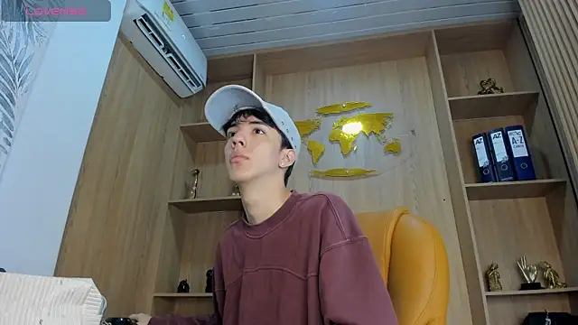 Snapshot of AerumChae chatting on 03-07-26, 12:21 AerumChae online show from 03-07-26, 12:21