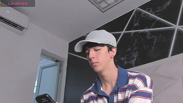 AerumChae online show from 06-24-26, 02:59