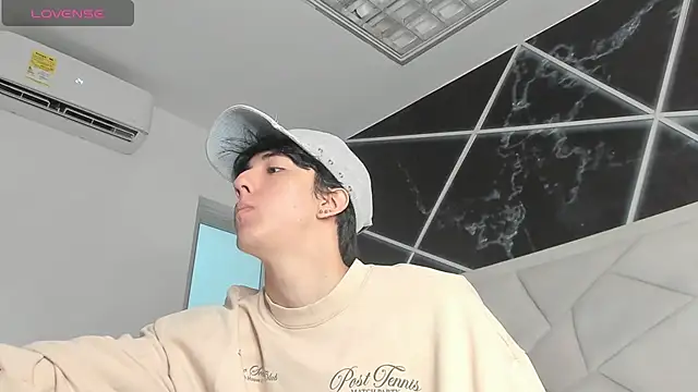 AerumChae online show from 07-06-26, 12:23