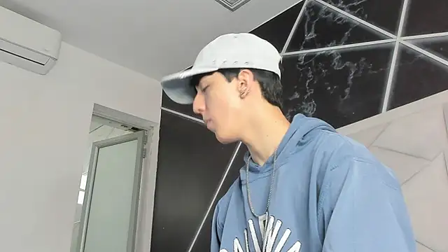 Snapshot of AerumChae chatting on 04-27-26, 12:14 AerumChae online show from 04-27-26, 12:14