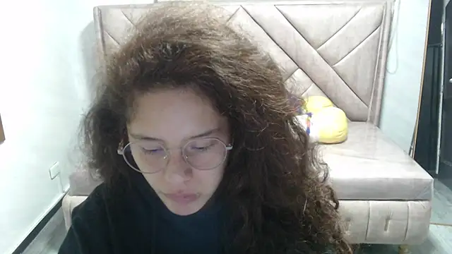 Velvet Moon V online show from 11-11-25, 01:17