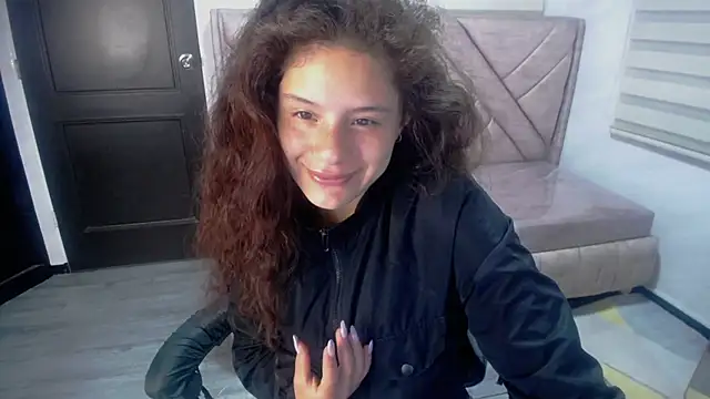 Velvet Moon V online show from 10-08-25, 01:12