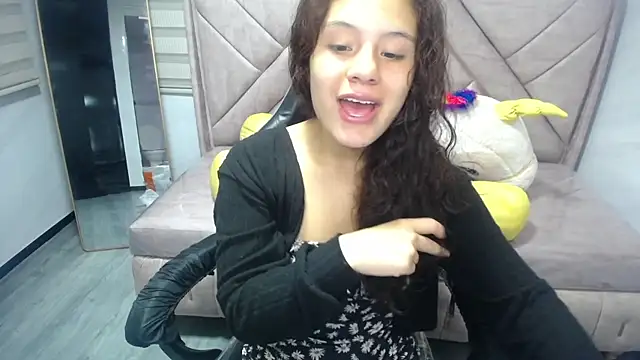 Velvet Moon V online show from 09-25-25, 01:06