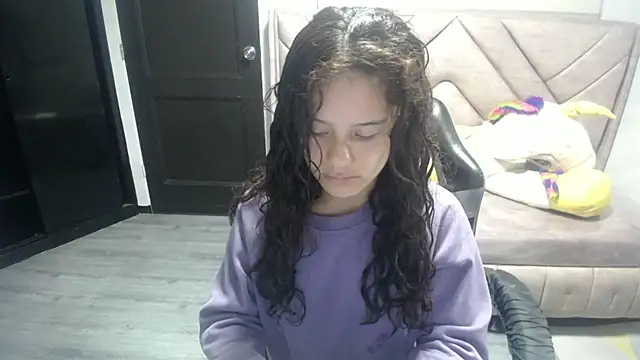 Velvet Moon V online show from 10-16-25, 01:19