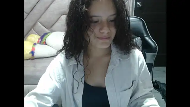 Velvet Moon V online show from 10-25-25, 01:12