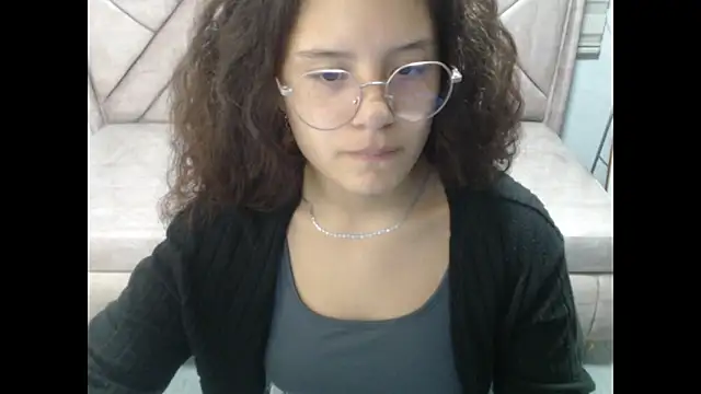 Velvet Moon V online show from 03-19-26, 07:47