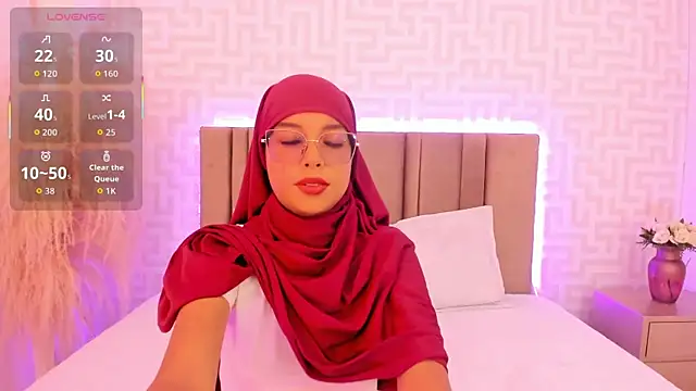 naishaa  online show from 04-15-26, 05:50