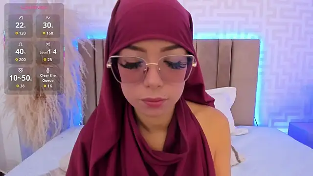 naishaa  online show from 07-24-26, 06:37