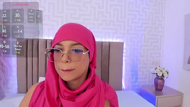 naishaa  online show from 07-15-26, 06:37