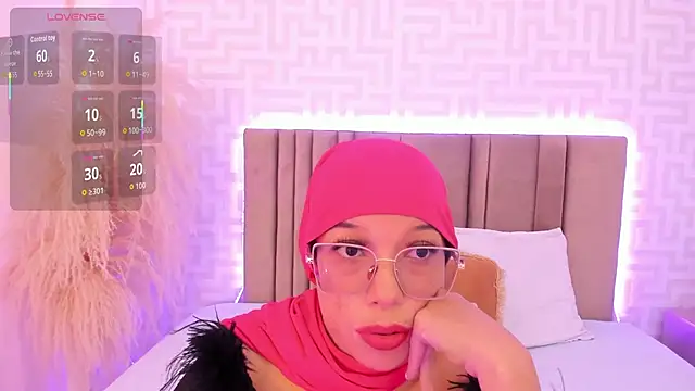 naishaa  online show from 03-31-26, 06:21