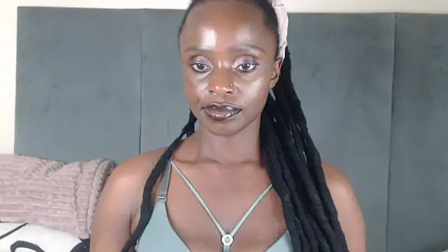 Jah-Queen online show from 09-18-25, 06:11