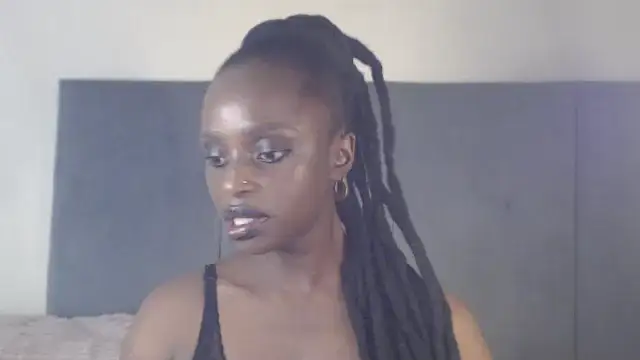 Jah-Queen online show from 10-14-25, 04:40