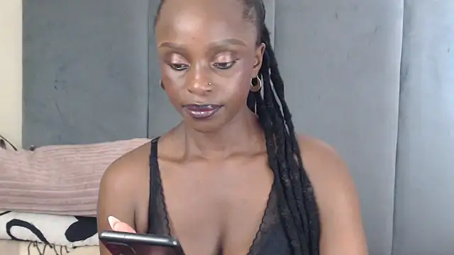 Jah-Queen online show from 09-10-25, 07:40