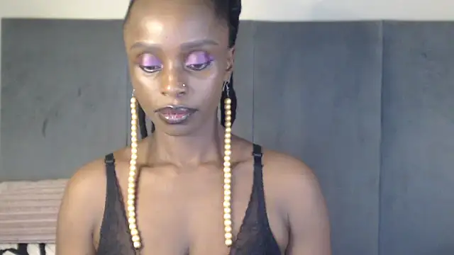 Jah-Queen online show from 09-25-25, 04:46