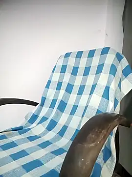 hotty-nisha online show from 09-29-25, 01:39