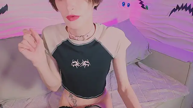 madi snow online show from 10-29-25, 05:28