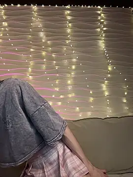 madi snow online show from 02-18-26, 05:38