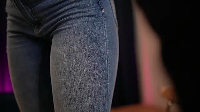  ChloeLee  online show from 11-10-25, 07:02