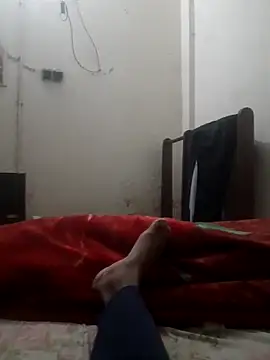 Snapshot of RohitHot122 chatting on 09-20-25, 11:32 RohitHot122 online show from 09-20-25, 11:32