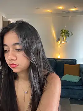 Snapshot of Lily_June chatting on 09-30-25, 10:05 Lily June online show from 09-30-25, 10:05