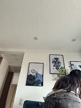 Lily June online show from 01-10-26, 09:21