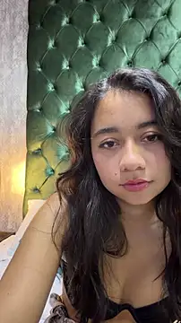Snapshot of Lily_June chatting on 05-14-26, 04:59 Lily June online show from 05-14-26, 04:59