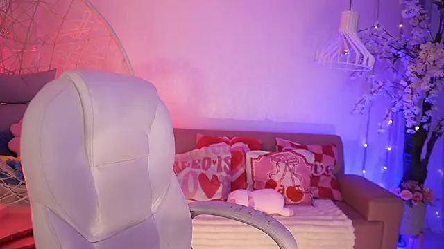 JadeSummerr online show from 06-09-26, 11:44