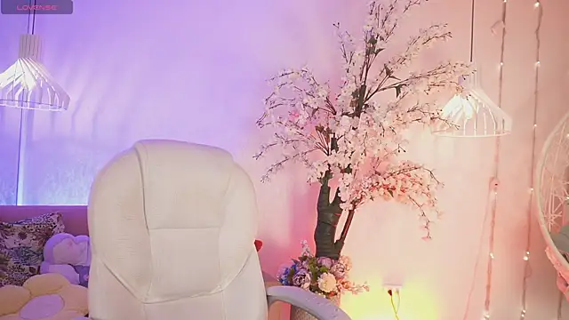 JadeSummerr online show from 12-17-25, 11:37