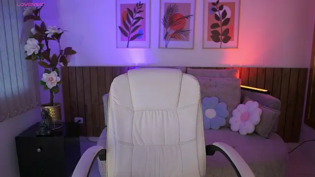 JadeSummerr online show from 06-16-26, 11:54