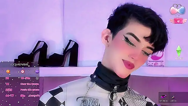 Baby FenixTS online show from 11-05-25, 07:44