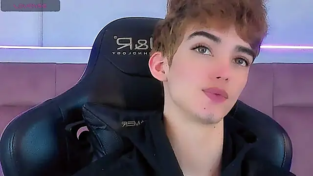 Baby FenixTS online show from 03-07-26, 10:43