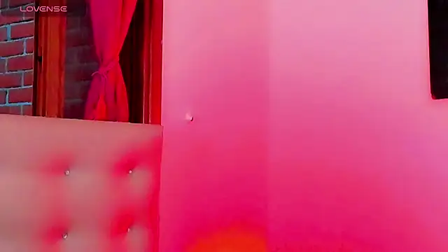 Baby FenixTS online show from 04-13-26, 07:40