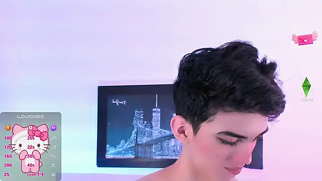 Baby FenixTS online show from 10-22-25, 08:47