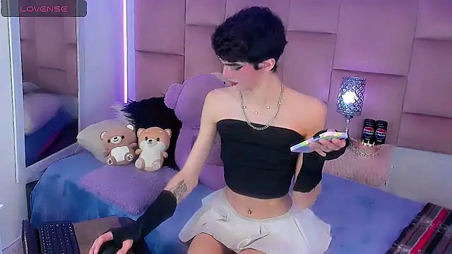 Baby FenixTS online show from 01-13-26, 04:16