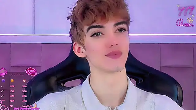 Baby FenixTS online show from 03-19-26, 08:14