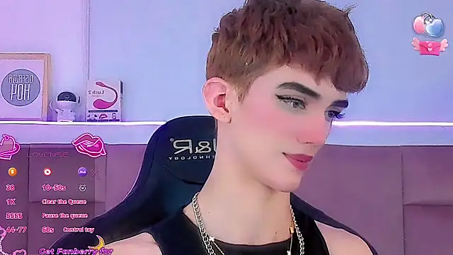 Baby FenixTS online show from 02-11-26, 07:03