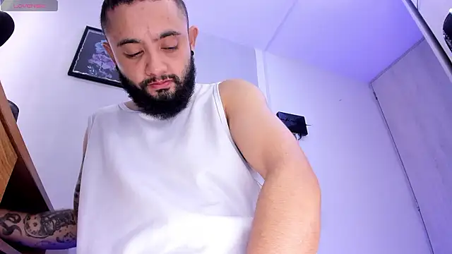 Noah devil  online show from 02-11-26, 12:54